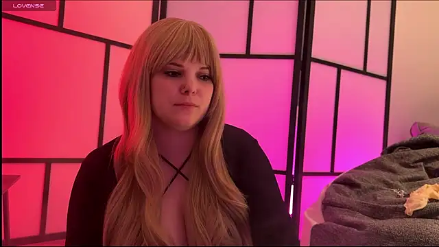 LikaBerry1 online show from June 3, 5:28 pm