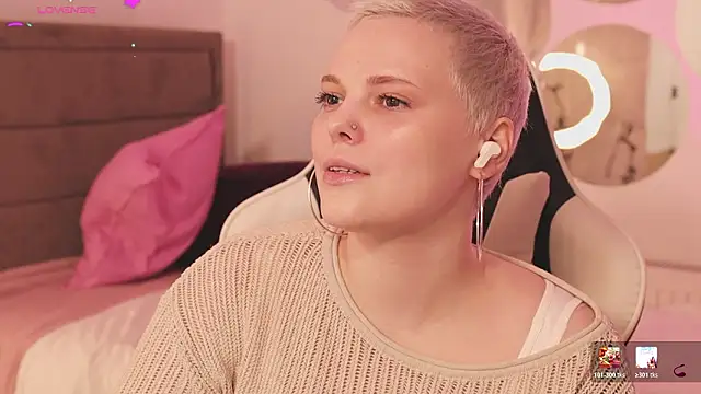 LikaBerry1 online show from February 11, 2:39 pm