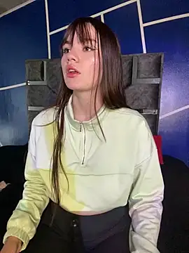 Snapshot of angel_natural chatting on March 20, 9:02 pm angel natural online show from March 20, 9:02 pm