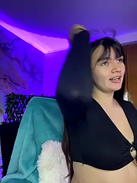 Snapshot of angel_natural chatting on November 6, 7:40 pm angel natural online show from November 6, 7:40 pm