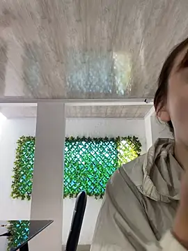 Snapshot of angel_natural chatting on March 8, 8:35 pm angel natural online show from March 8, 8:35 pm