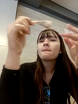 Snapshot of angel_natural chatting on October 1, 9:29 pm angel natural online show from October 1, 9:29 pm