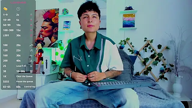 ZuryRamirez  online show from February 19, 7:05 pm