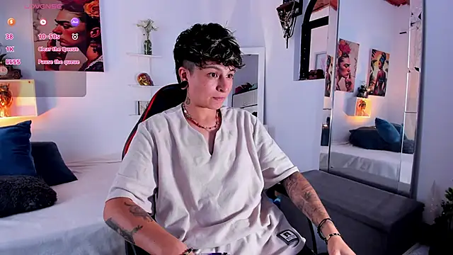ZuryRamirez  online show from December 15, 8:47 pm