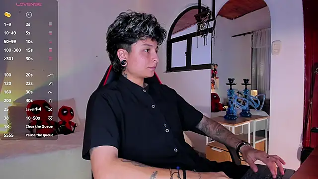 Snapshot of ZuryRamirez_ chatting on June 4, 5:28 pm ZuryRamirez online show from June 4, 5:28 pm