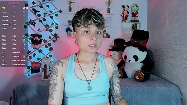 ZuryRamirez  online show from October 10, 9:15 pm