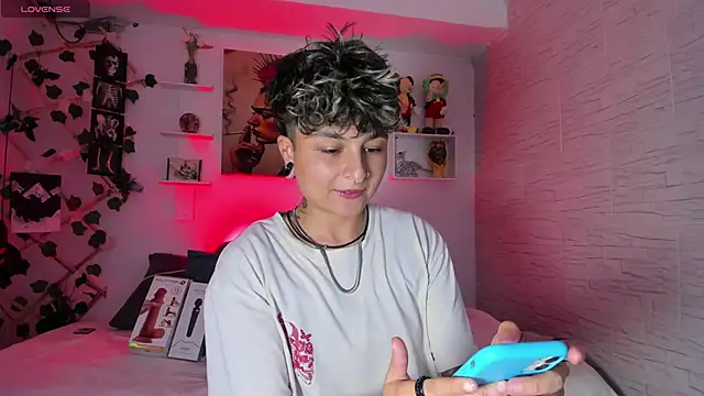 ZuryRamirez  online show from October 26, 9:37 pm