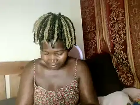 Snapshot of Sexxy_prity25 chatting on February 13, 3:56 pm Sexxy prity25 online show from February 13, 3:56 pm