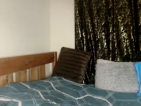 Sexxy prity25 online show from November 22, 3:33 pm