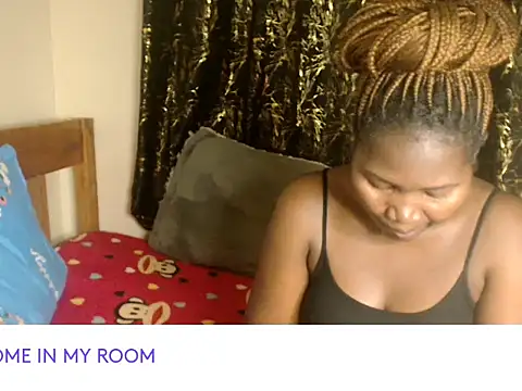 Sexxy prity25 online show from December 2, 6:31 pm