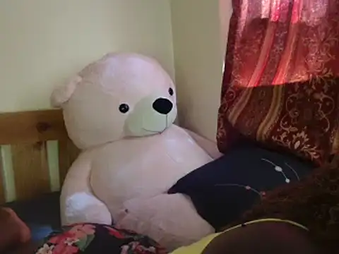Snapshot of Sexxy_prity25 chatting on March 5, 12:00 pm Sexxy prity25 online show from March 5, 12:00 pm
