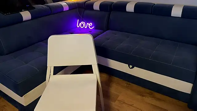 MiliExteraaa online show from November 24, 7:14 pm