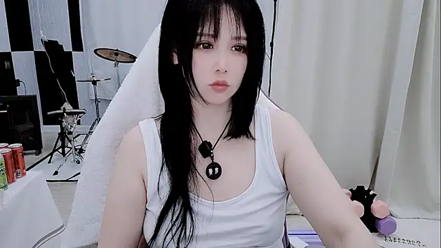 Vaness-a online show from April 17, 4:32 pm