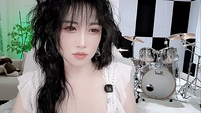 Vaness-a online show from October 21, 6:29 pm