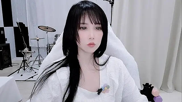 Vaness-a online show from May 19, 2:57 pm