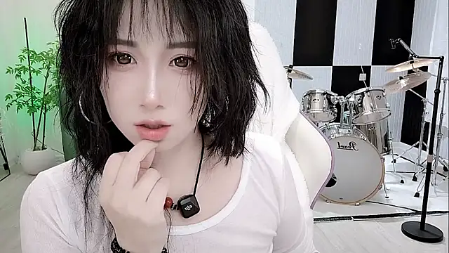 Vaness-a online show from September 25, 5:19 pm