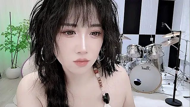 Vaness-a online show from October 11, 6:42 pm