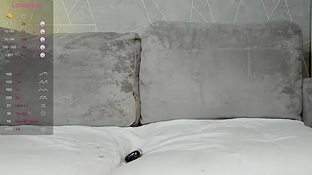 Snapshot of Jessica_Soon chatting on February 24, 11:21 am Jessica Soon online show from February 24, 11:21 am