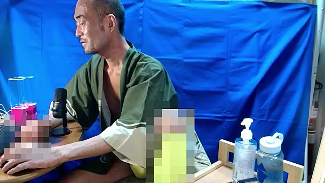 Snapshot of heita_omori chatting on December 2, 1:13 pm heita omori online show from December 2, 1:13 pm