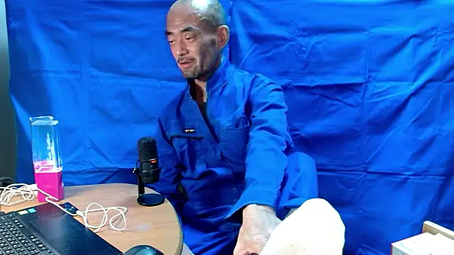 Snapshot of heita_omori chatting on November 11, 1:28 pm heita omori online show from November 11, 1:28 pm