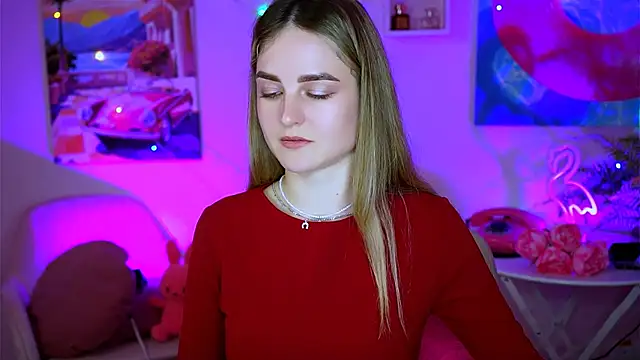 Snapshot of DeboraLarson chatting on February 14, 7:07 am DeboraLarson online show from February 14, 7:07 am