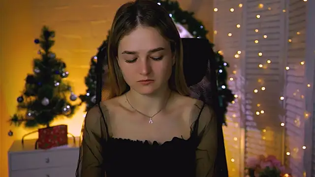 DeboraLarson online show from December 22, 3:17 am