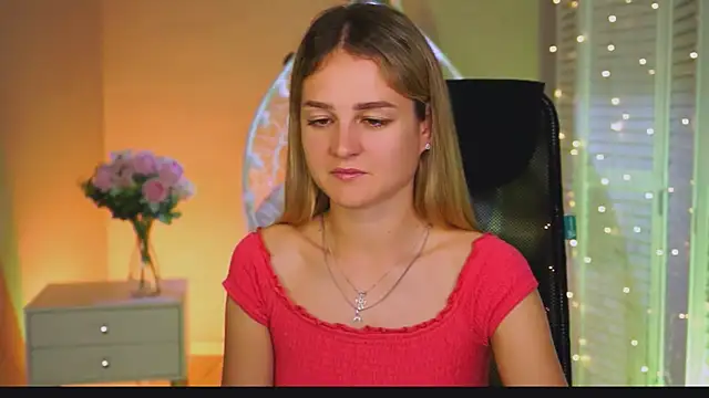 DeboraLarson online show from July 3, 2:51 am