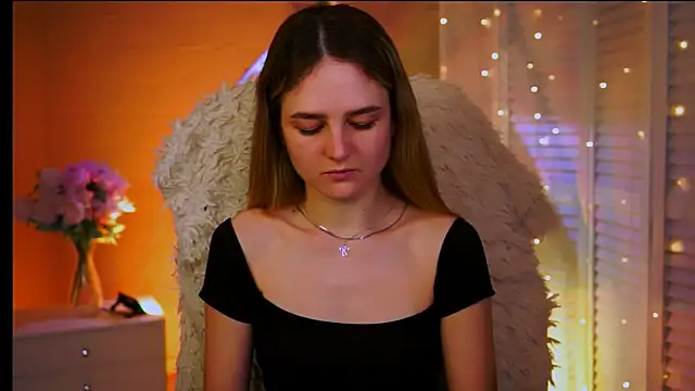 DeboraLarson online show from February 22, 3:20 am