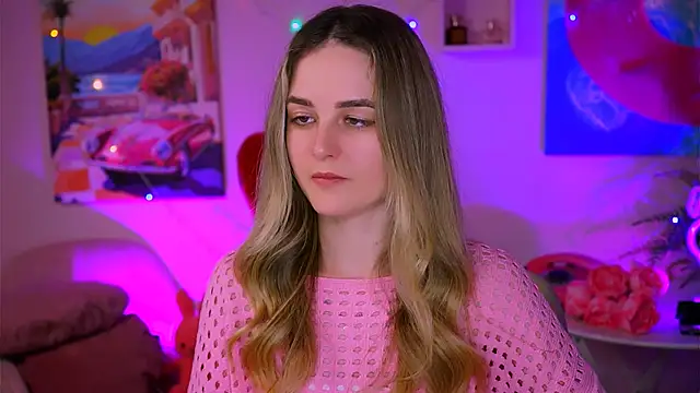 Snapshot of DeboraLarson chatting on February 23, 8:28 am DeboraLarson online show from February 23, 8:28 am