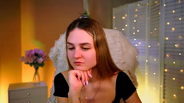 DeboraLarson online show from February 8, 8:12 am