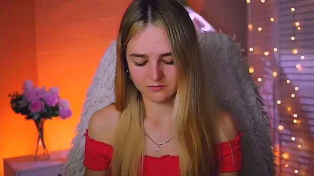 Snapshot of DeboraLarson chatting on September 26, 3:46 am DeboraLarson online show from September 26, 3:46 am