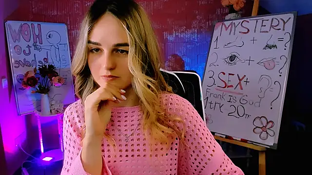 Snapshot of DeboraLarson chatting on February 22, 3:45 am DeboraLarson online show from February 22, 3:45 am