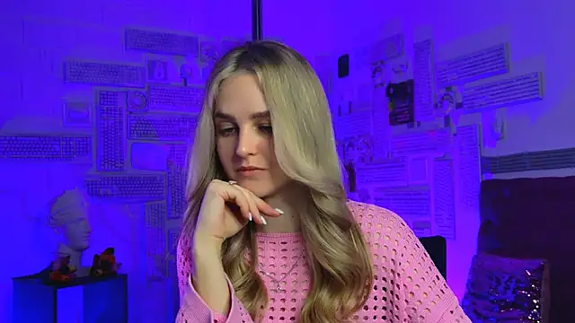 Snapshot of DeboraLarson chatting on March 14, 1:27 am DeboraLarson online show from March 14, 1:27 am