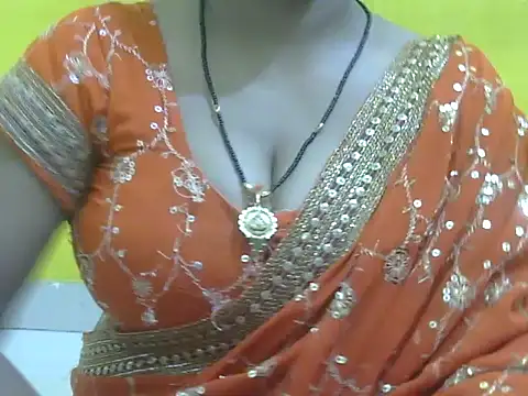 HOT-SEEMAA online show from June 6, 7:41 pm