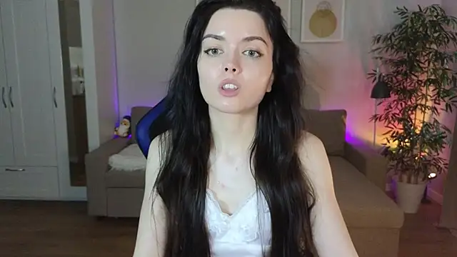 likeamoss online show from May 12, 3:51 pm