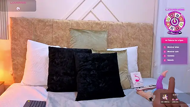 ashley  foxx  online show from March 10, 1:48 pm