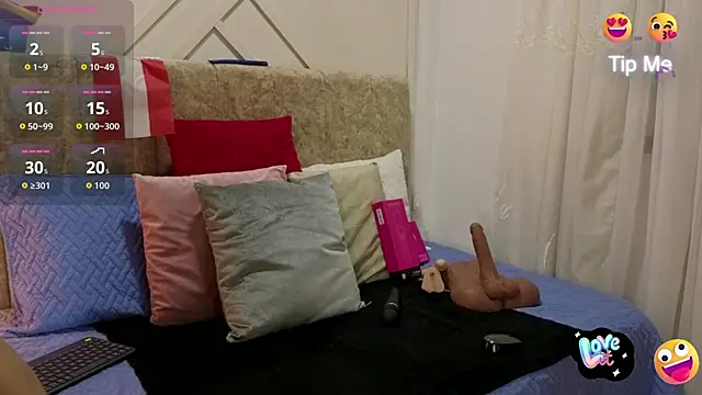 Snapshot of ashley__foxx_ chatting on July 7, 1:47 pm ashley foxx online show from July 7, 1:47 pm
