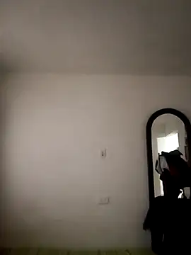 ashley  foxx  online show from January 8, 12:00 pm