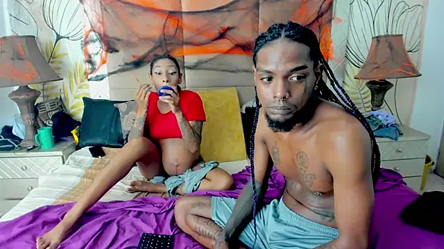 bigblackhotx1 online show from October 28, 9:30 am