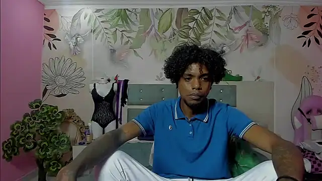 bigblackhotx1 online show from February 7, 1:08 pm