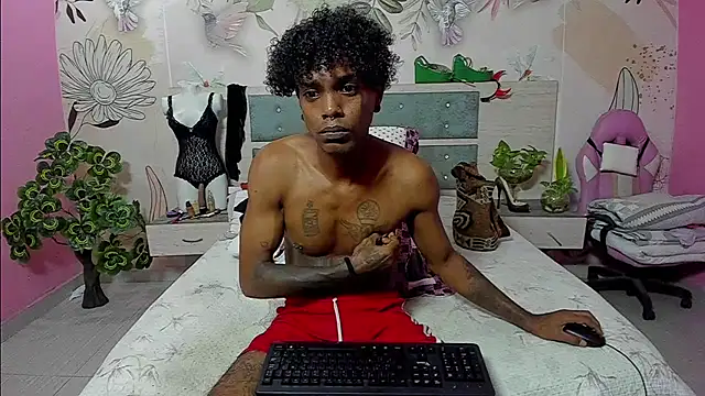 bigblackhotx1 online show from January 9, 1:18 pm