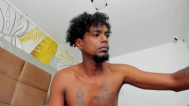 bigblackhotx1 online show from December 2, 6:37 am