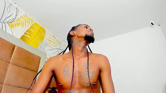 bigblackhotx1 online show from November 2, 1:05 pm