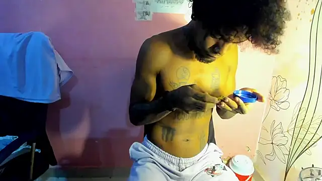 bigblackhotx1 online show from May 1, 12:04 am