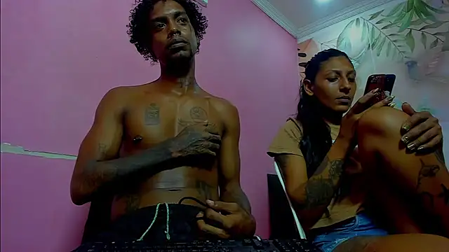 bigblackhotx1 online show from March 11, 10:15 pm