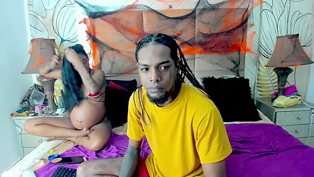 bigblackhotx1 online show from October 23, 7:40 am