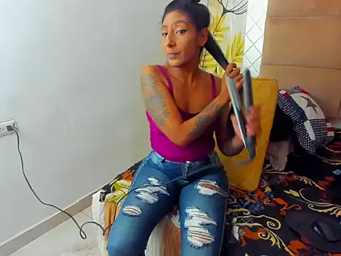 Snapshot of hot_ebanospicy chatting on February 11, 1:55 pm hot ebanospicy online show from February 11, 1:55 pm