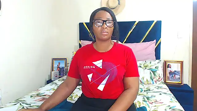 Snapshot of veronica1xxx chatting on September 30, 6:25 pm veronica1xxx online show from September 30, 6:25 pm