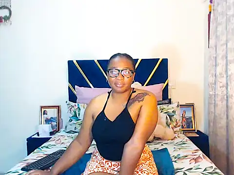 veronica1xxx online show from March 2, 11:33 pm