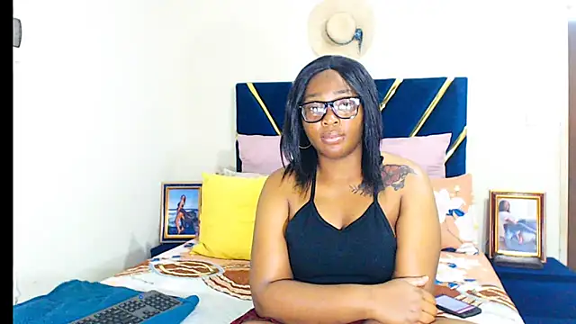 Snapshot of veronica1xxx chatting on September 18, 7:50 pm veronica1xxx online show from September 18, 7:50 pm
